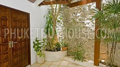 PAT4699: Full furnished 4 bedroom villa in Patong. Fotoğraf #2