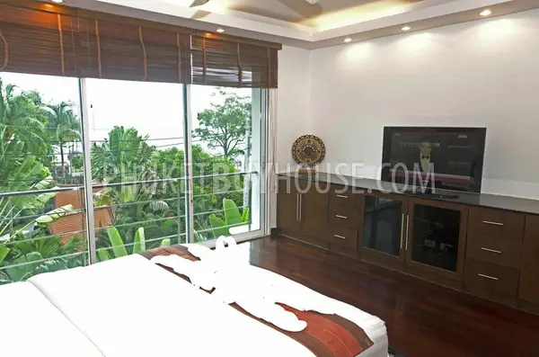 PAT4699: Full furnished 4 bedroom villa in Patong. Photo #8