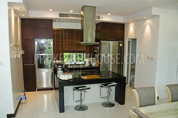 PAT4699: Full furnished 4 bedroom villa in Patong. Photo #16