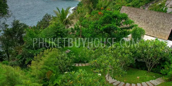 KAM4640: Contemporary art with an ultra–luxury design ocean front villa. Photo #32