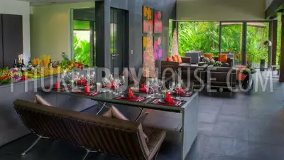 KAM4640: Contemporary art with an ultra–luxury design ocean front villa. Photo #44