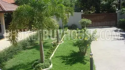 RAW4641: Sale 3 Bedroom Pool Villa in Rawai. Photo #3