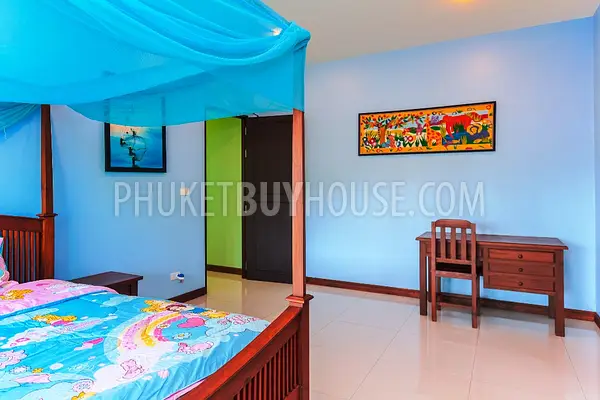 RAW4655: 4 Bedroom Pool Villa Near Rawai. Фото #2