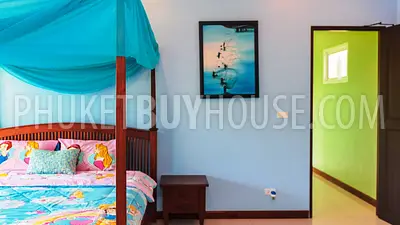 RAW4655: 4 Bedroom Pool Villa Near Rawai. Photo #4