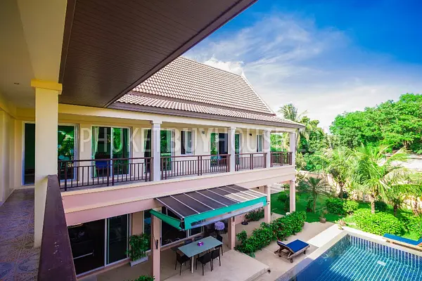 RAW4655: 4 Bedroom Pool Villa Near Rawai. Фото #11