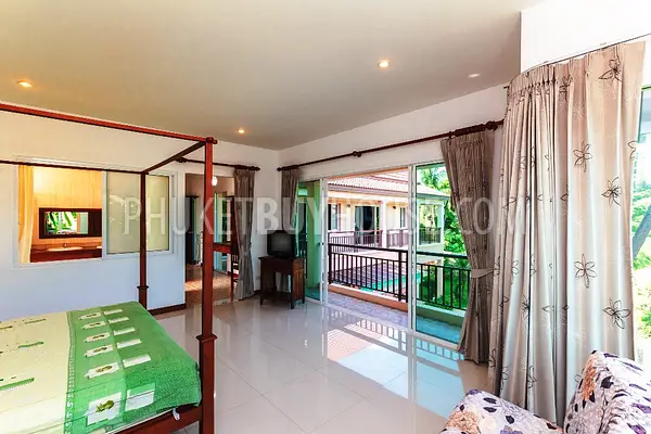 RAW4655: 4 Bedroom Pool Villa Near Rawai. Фото #20
