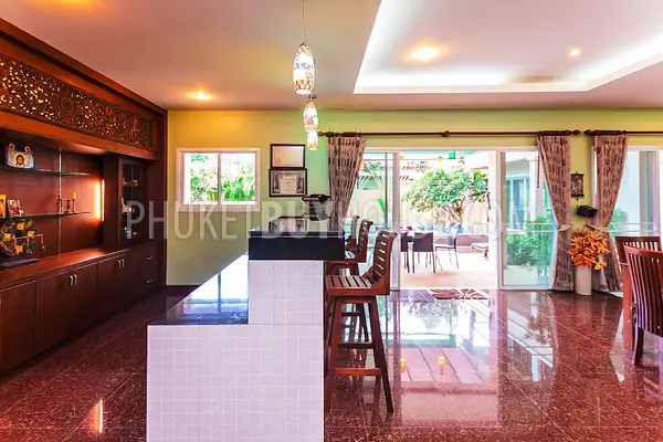 RAW4655: 4 Bedroom Pool Villa Near Rawai. Фото #30
