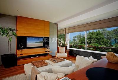 SUR4664: An opulent 4 bedroom Penthouse by renowned HK Architect Branko. Photo #6