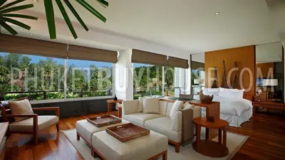 SUR4664: An opulent 4 bedroom Penthouse by renowned HK Architect Branko. Fotoğraf #7