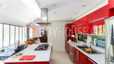 RAW4755: Two Bedroom Pool Villa in Rawai. Photo #13