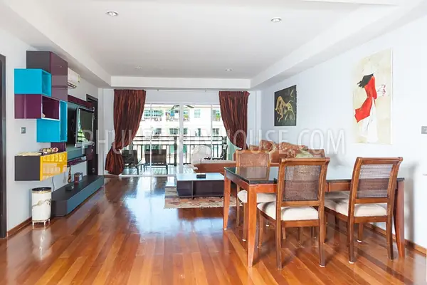NAI4718: HOT SALE! 2 Bedroom renovated apartment. Photo #6