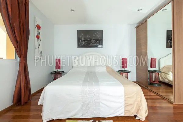 NAI4718: HOT SALE! 2 Bedroom renovated apartment. Photo #8