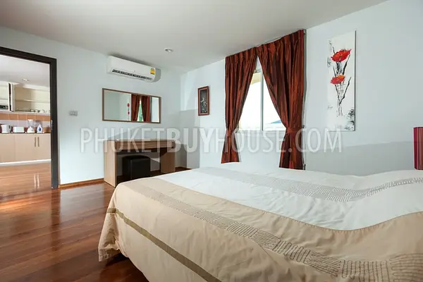 NAI4718: HOT SALE! 2 Bedroom renovated apartment. Photo #9