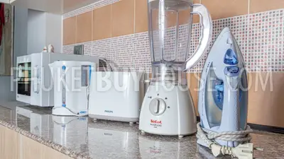 NAI4718: HOT SALE! 2 Bedroom renovated apartment. Fotoğraf #11
