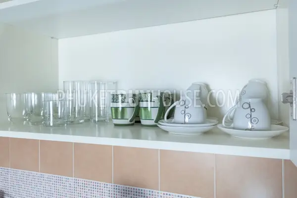 NAI4718: HOT SALE! 2 Bedroom renovated apartment. Photo #13