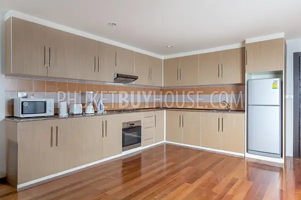 NAI4718: HOT SALE! 2 Bedroom renovated apartment. Photo #15