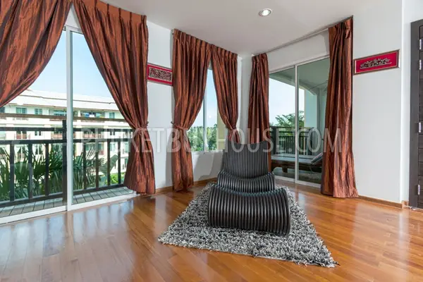 NAI4718: HOT SALE! 2 Bedroom renovated apartment. Photo #27