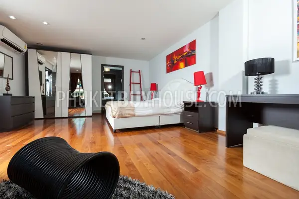NAI4718: HOT SALE! 2 Bedroom renovated apartment. Photo #28