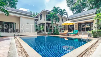 NAI4728: Large villa with a huge land plot 4 bedroom plus maid's room. Fotoğraf #4