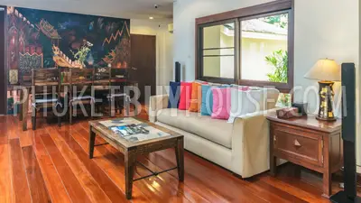 NAI4728: Large villa with a huge land plot 4 bedroom plus maid's room. Fotoğraf #7