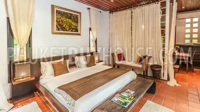 NAI4728: Large villa with a huge land plot 4 bedroom plus maid's room. Fotoğraf #8