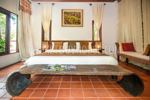 NAI4728: Large villa with a huge land plot 4 bedroom plus maid's room. Photo #9