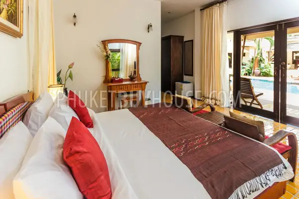 NAI4728: Large villa with a huge land plot 4 bedroom plus maid's room. Photo #15