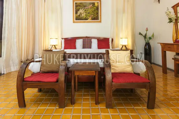 NAI4728: Large villa with a huge land plot 4 bedroom plus maid's room. Photo #16