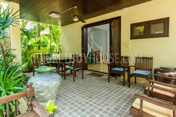 NAI4728: Large villa with a huge land plot 4 bedroom plus maid's room. Photo #21