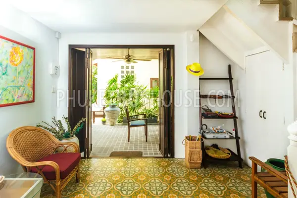 NAI4728: Large villa with a huge land plot 4 bedroom plus maid's room. Photo #22