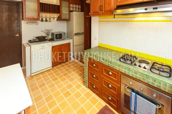 NAI4728: Large villa with a huge land plot 4 bedroom plus maid's room. Photo #23