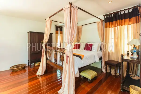 NAI4728: Large villa with a huge land plot 4 bedroom plus maid's room. Photo #27