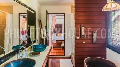 NAI4728: Large villa with a huge land plot 4 bedroom plus maid's room. Fotoğraf #28