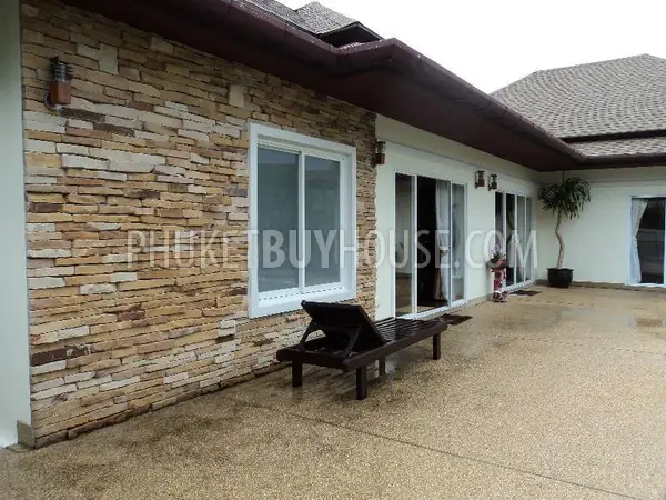 NAI992: Newly Built 3 Bedroom Bali Thai Style Villa in Nai Harn. Photo #37