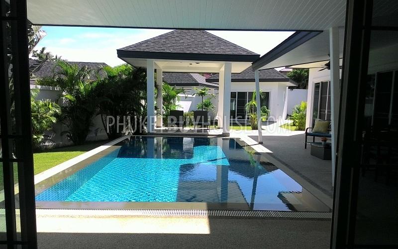 RAW4820: BRAND NEW 4 Bedroom Pool villa in Rawai for Sale. Photo #12