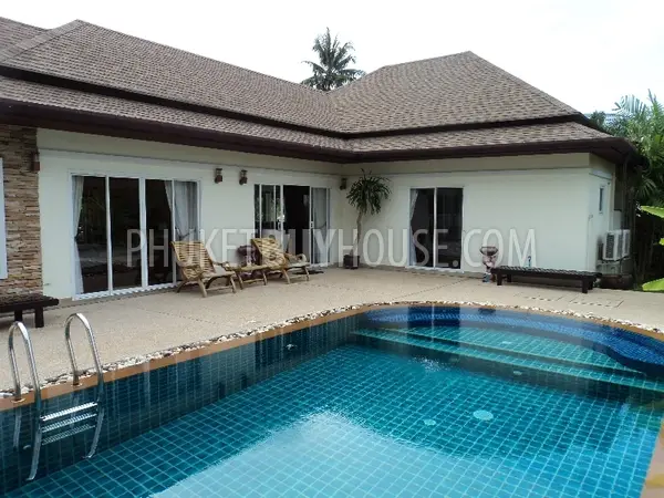 NAI992: Newly Built 3 Bedroom Bali Thai Style Villa in Nai Harn. Photo #48