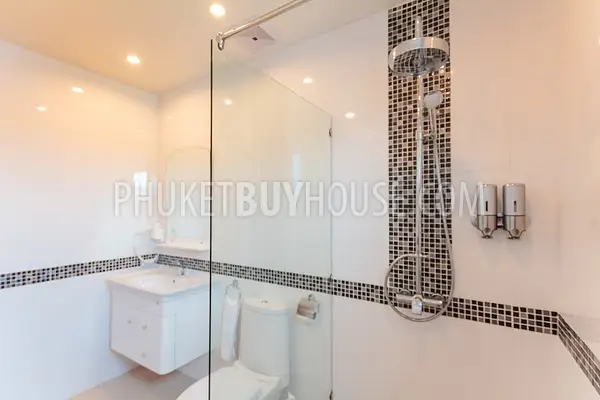 SUR4831: One bedroom apartment in Surin Beach. Fotoğraf #3