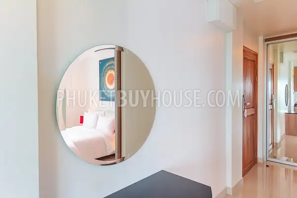 SUR4831: One bedroom apartment in Surin Beach. Fotoğraf #4