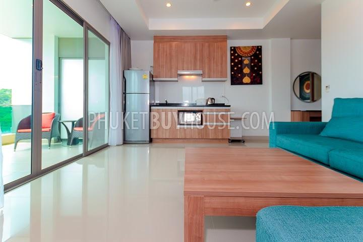 SUR4831: One bedroom apartment in Surin Beach. Photo #8