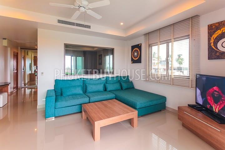 SUR4831: One bedroom apartment in Surin Beach. Photo #13