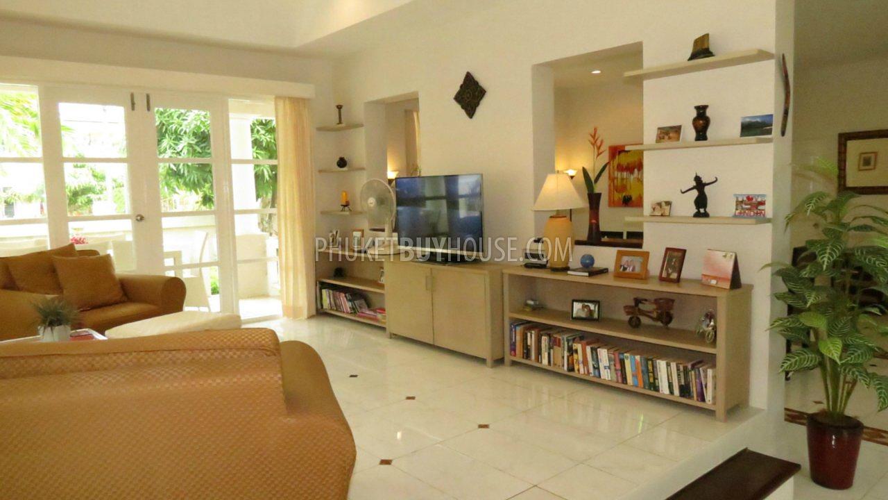 CHA4833: 4 Bedroom House with Pool in Chalong, Phuket. Photo #3