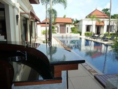 CHE4841: Luxury 4 bedroom villa in Laguna. Photo #3