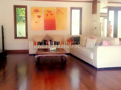 CHE4841: Luxury 4 bedroom villa in Laguna. Photo #9