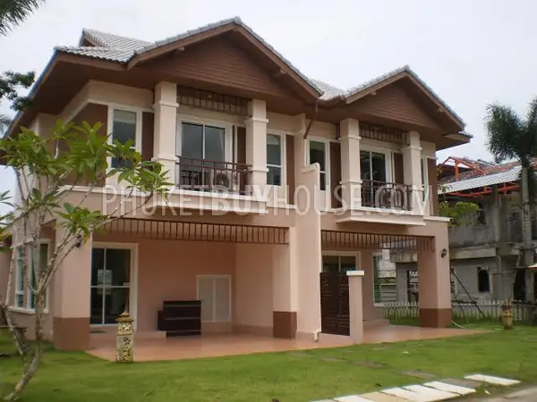 TAL4844: 3 Bedroom Town home in Paklok. Photo #7