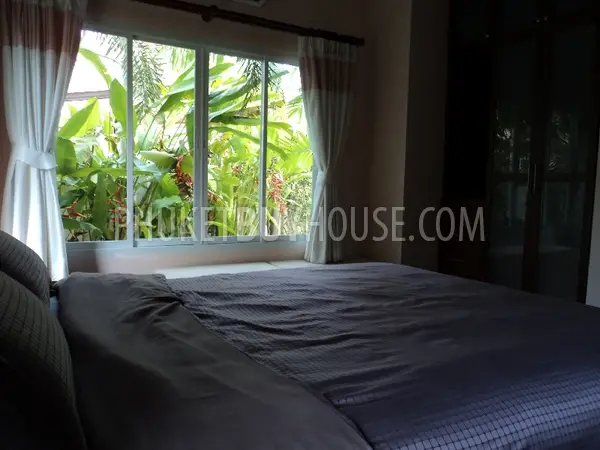 NAI992: Newly Built 3 Bedroom Bali Thai Style Villa in Nai Harn. Photo #3