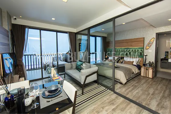 PAT4793: Modern one-bedroom apartment with stylish balcony in Patong. Fotoğraf #2