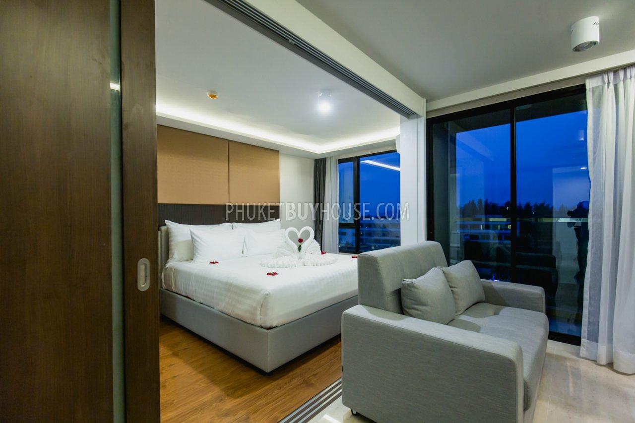 SUR4799: 1 Bedroom Apartment in Surin Beach. Photo #17