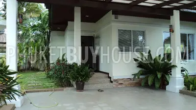 NAI992: Newly Built 3 Bedroom Bali Thai Style Villa in Nai Harn. Photo #21