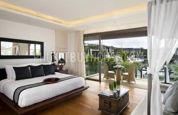 ISL4884: Royal Waterfront Pool Villa with Private 23m Yacht Berth. Fotoğraf #14