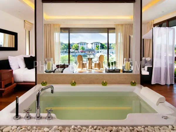 ISL4884: Royal Waterfront Pool Villa with Private 23m Yacht Berth. Fotoğraf #15